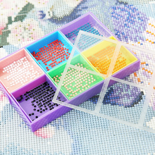 Load image into Gallery viewer, Diamond painting bead storage with cover organizer