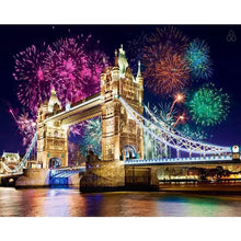 Load image into Gallery viewer, Fireworks Bridge - Full Drill Round Drill - 40x30cm