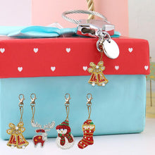 Load image into Gallery viewer, 4pcs Christmas DIY Keychain