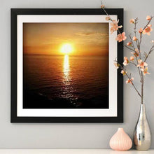 Load image into Gallery viewer, Novelty Sunrise - Full Diamond Painting - 30x30cm