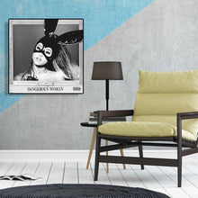 Load image into Gallery viewer, Bunny Women Figure - Full Diamond Painting - 30x30cm