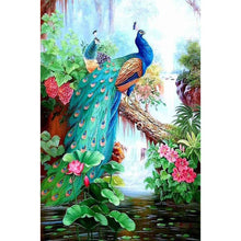 Load image into Gallery viewer, Lordly Peafowl  - Full Drill Round Drill - 30x40cm