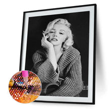 Load image into Gallery viewer, Marilyn Monroe - Full Drill Round Drill - 30x40cm