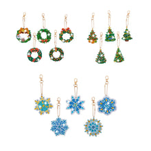 Load image into Gallery viewer, 5Pcs Christmas Wreath Double Sided Diamond Painting Keychain
