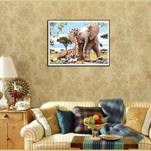 Load image into Gallery viewer, Giraffe Elephant - Full Drill Round Drill - 30x35cm

