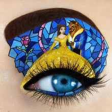 Load image into Gallery viewer, Beast Girl Eye  - Full Diamond Painting - 30x30cm
