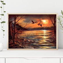 Load image into Gallery viewer, Sunset Bird Lake - Full Drill Round Drill - 40x30cm
