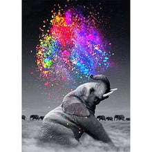 Load image into Gallery viewer, Walking Elephant - Full Drill Round Drill - 40x30cm
