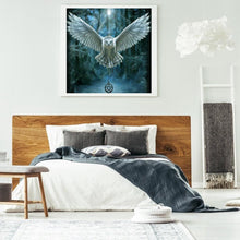 Load image into Gallery viewer, Flying Owl - Full Diamond Painting - 30x30cm
