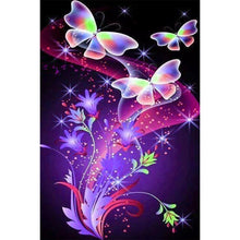 Load image into Gallery viewer, Butterfly  - Full Diamond Painting - 40x30cm
