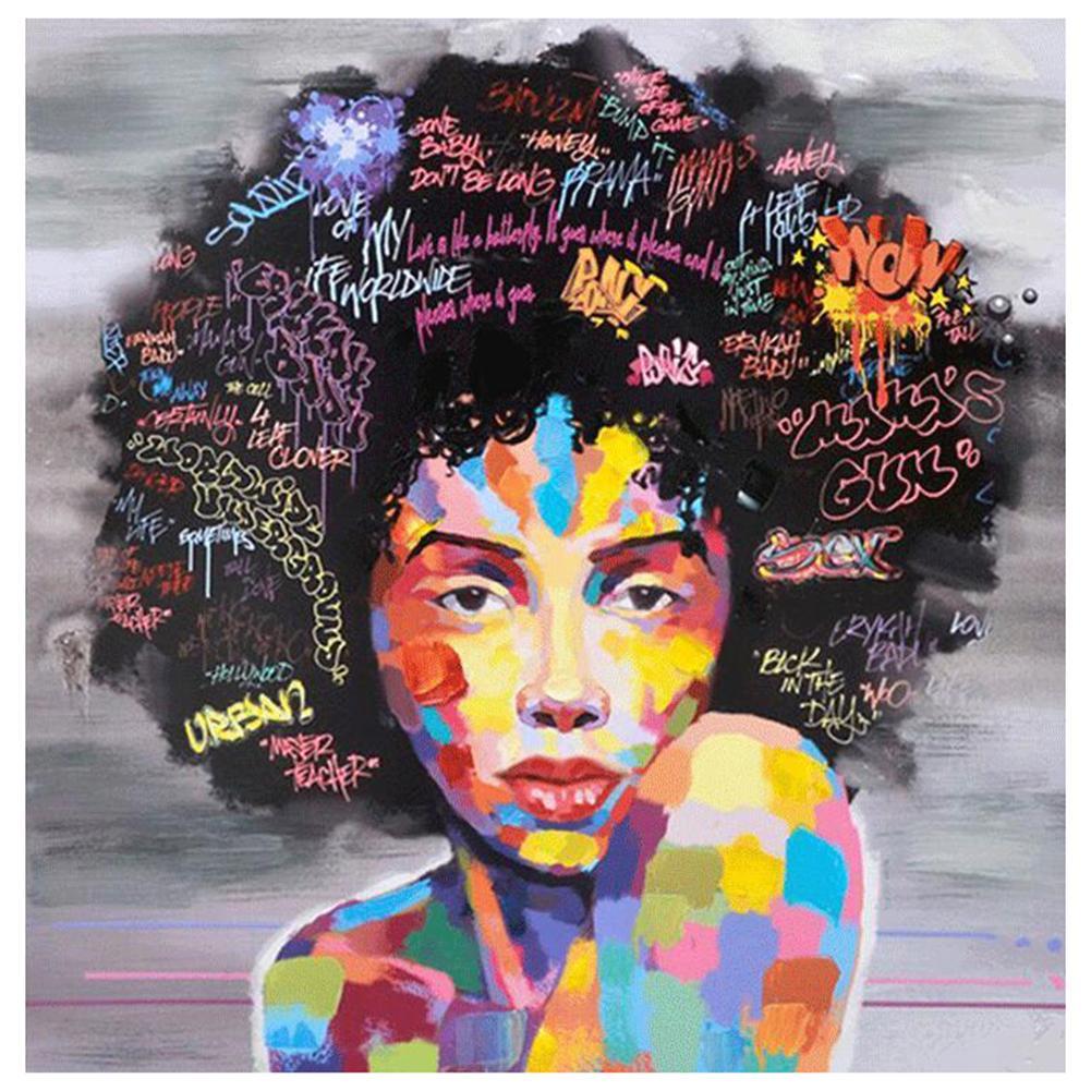 Novelty Beauty - Full Diamond Painting - 30x30cm