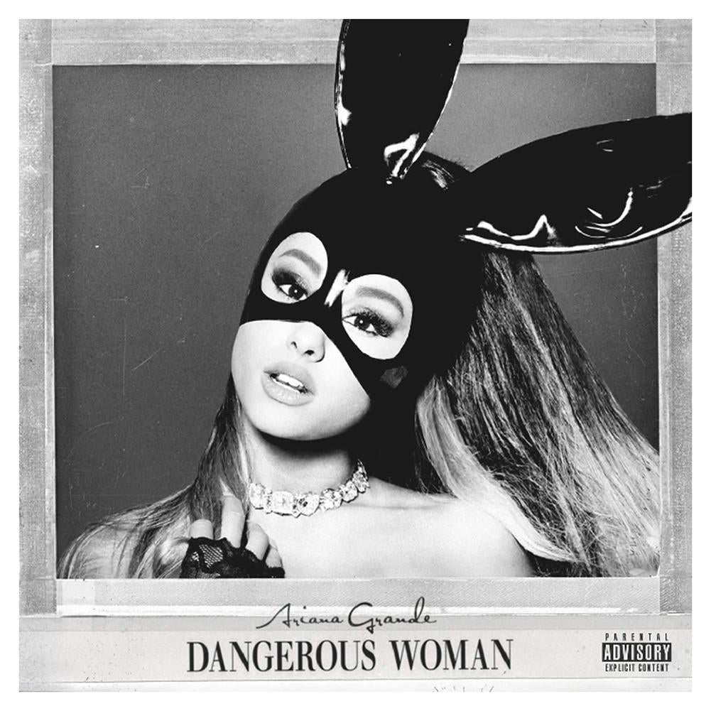 Bunny Women Figure - Full Diamond Painting - 30x30cm