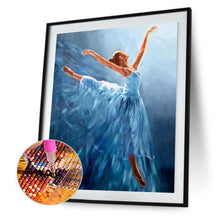 Load image into Gallery viewer, Girl - Full Drill Round Drill - 30x40cm
