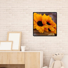 Load image into Gallery viewer, Sunflower - Full Drill Round Drill - 30x30cm
